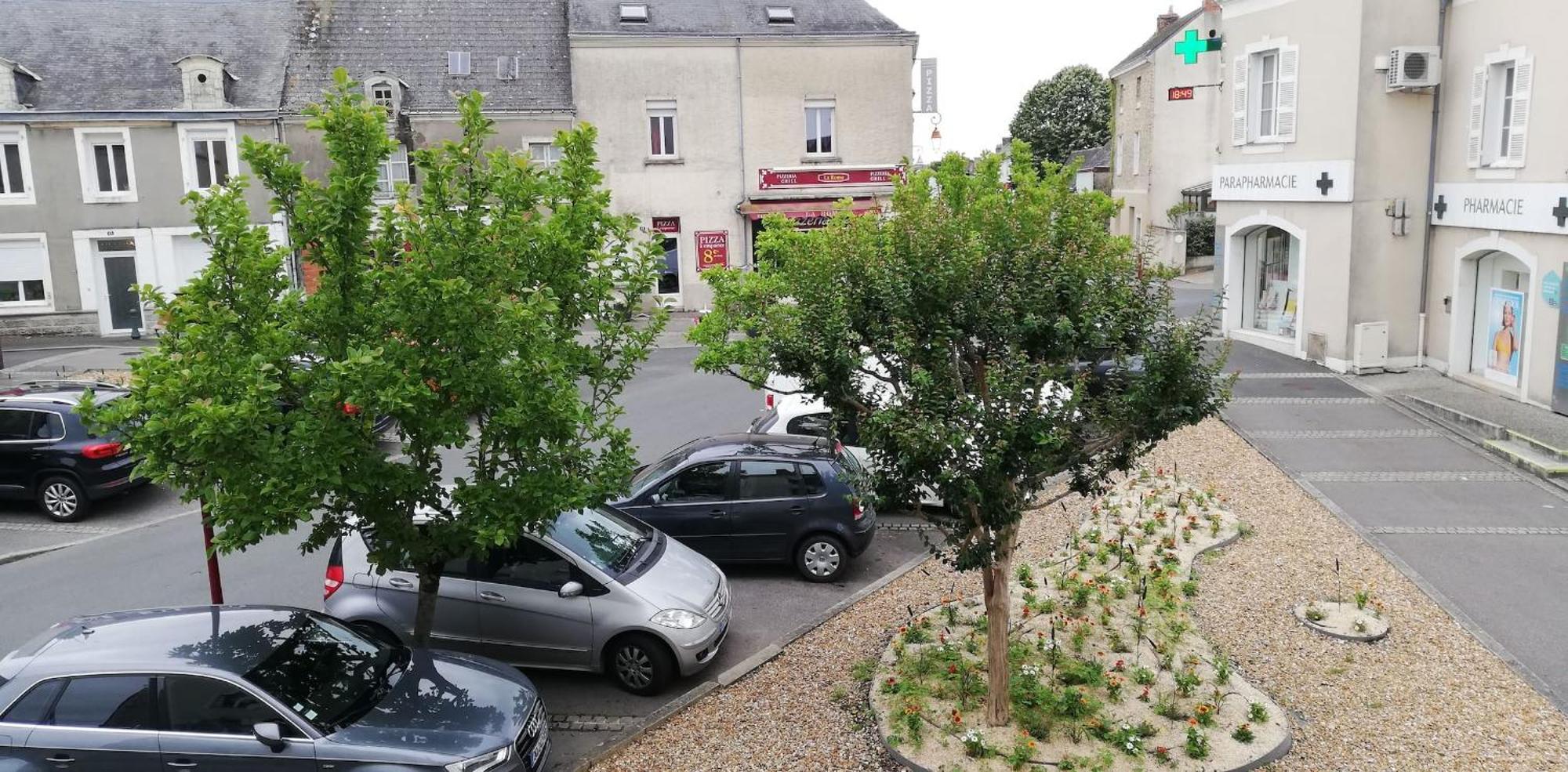 grand studio ✰ 35m² ✰ centre ✰ 4pers/2lits ✰ cuisine ✰ wifi Candé Esterno foto