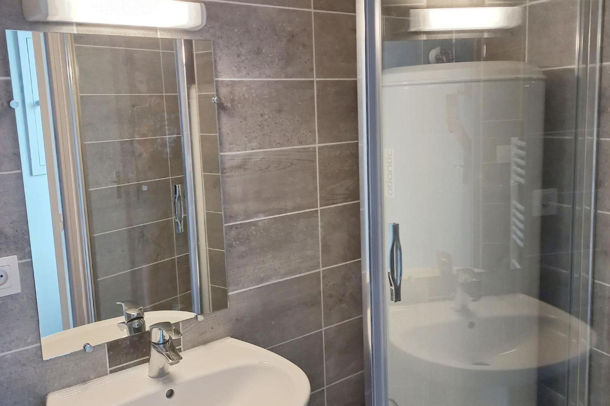grand studio ✰ 35m² ✰ centre ✰ 4pers/2lits ✰ cuisine ✰ wifi Candé Esterno foto